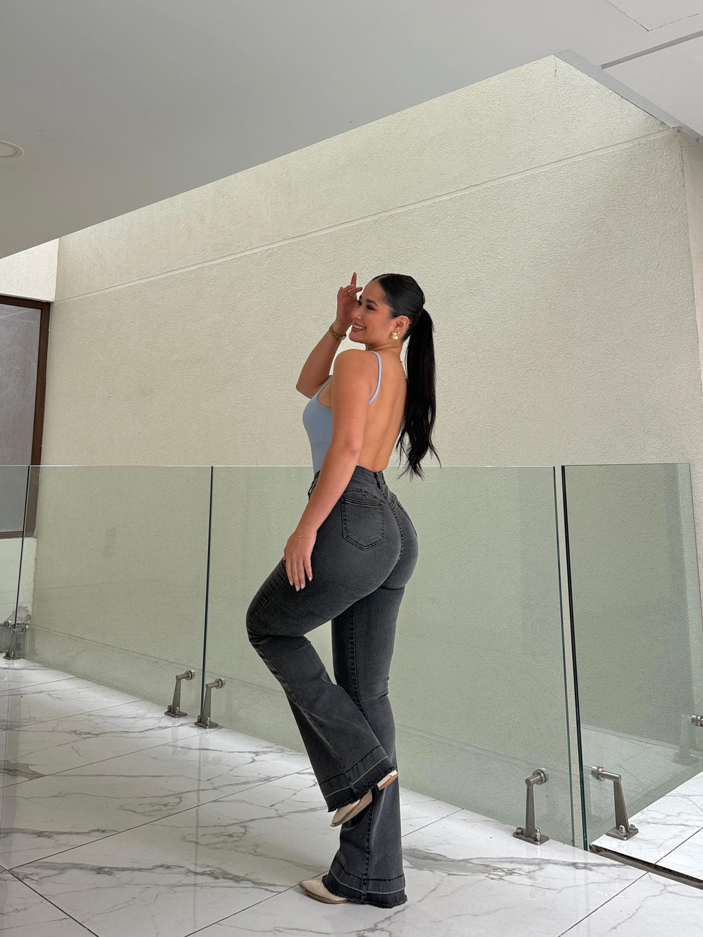 FLARE JEANS SIN BASTA