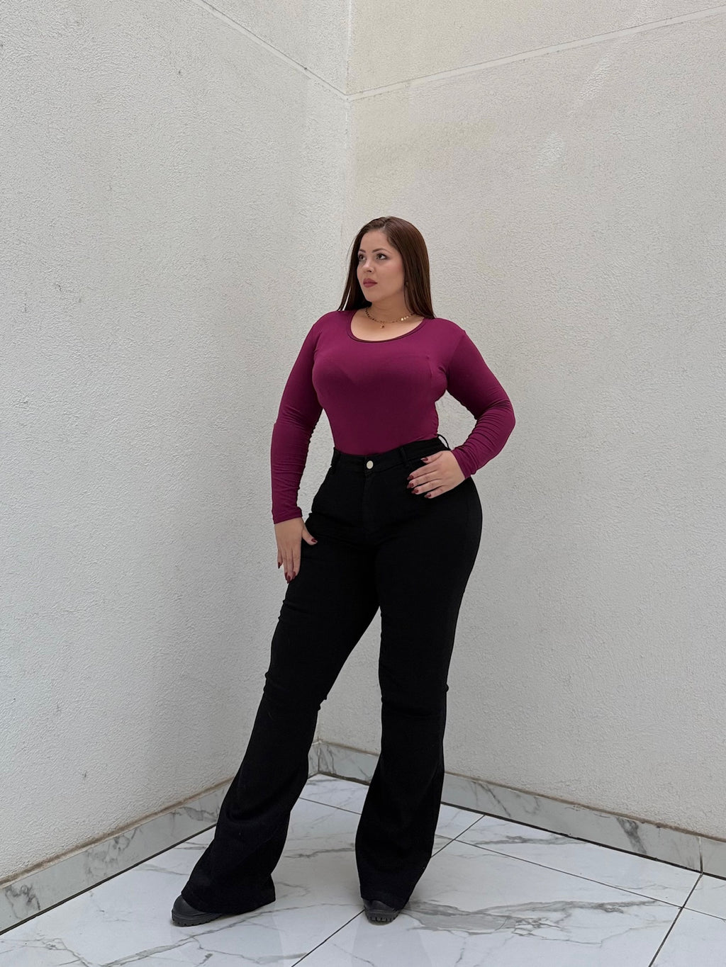FLARE BLACK