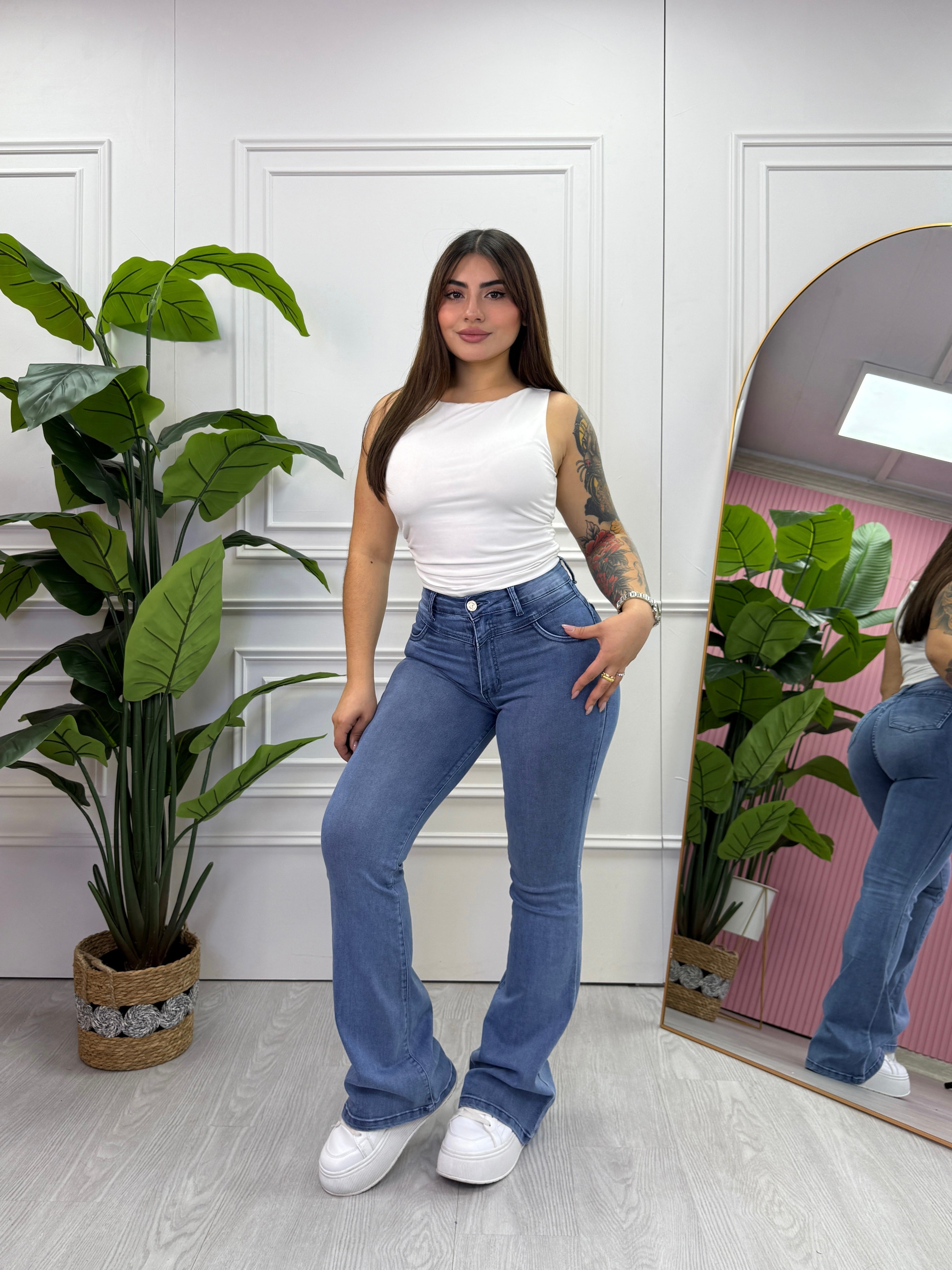FLARE JEANS MANUELA