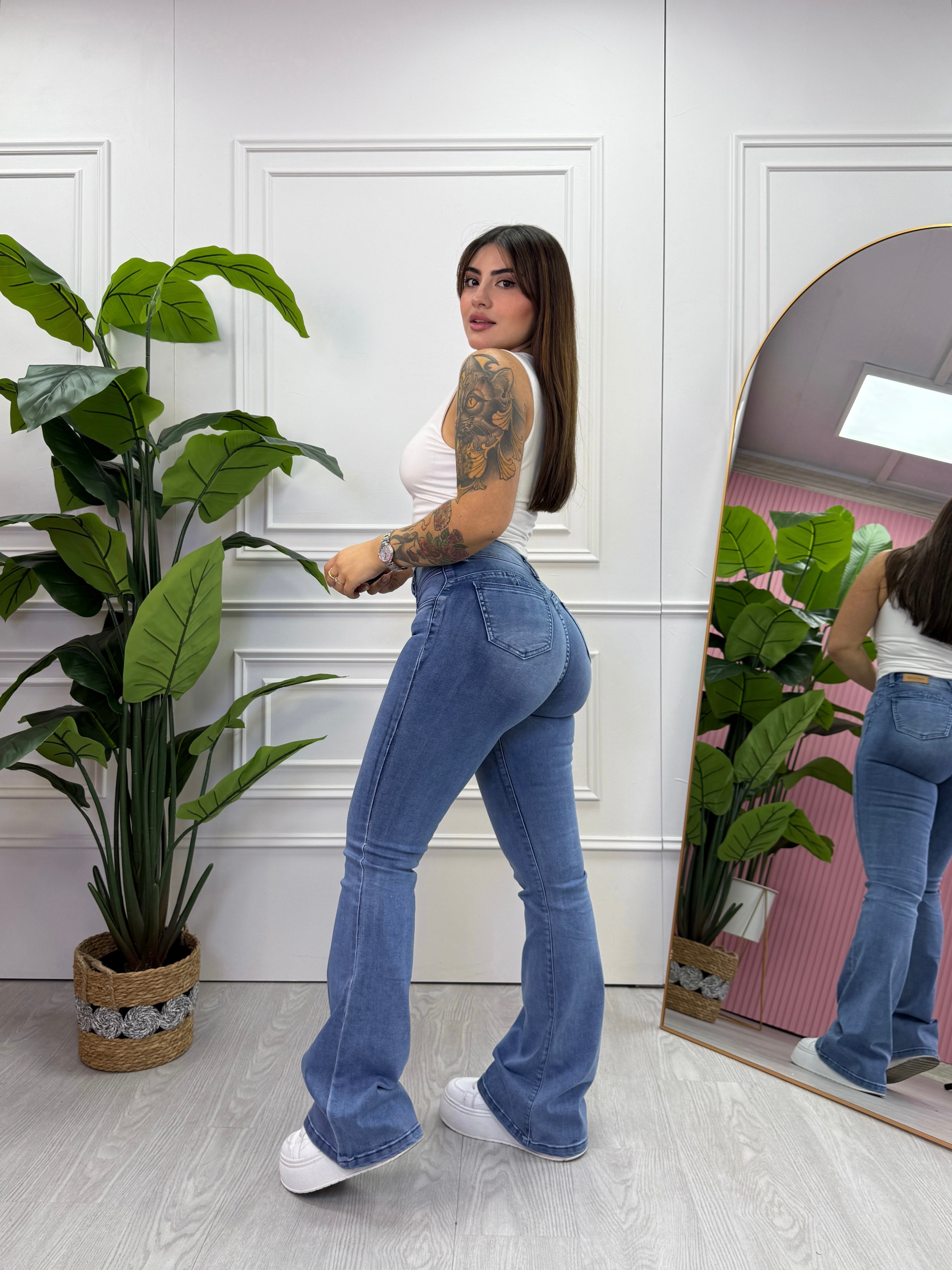 FLARE JEANS MANUELA